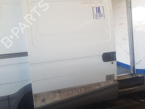 Used Right slide door IVECO DAILY VI Platform/Chassis [2014-2025]  29499253