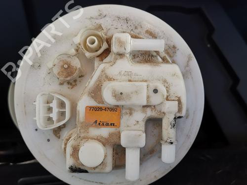 Used Fuel pump LEXUS CT (ZWA10_) 200h (ZWA10_, ZWA10R) (136 hp) 30061193