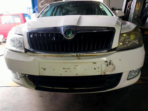 Used Front bumper SKODA OCTAVIA II (1Z3) 1.9 TDI (105 hp) 12429973