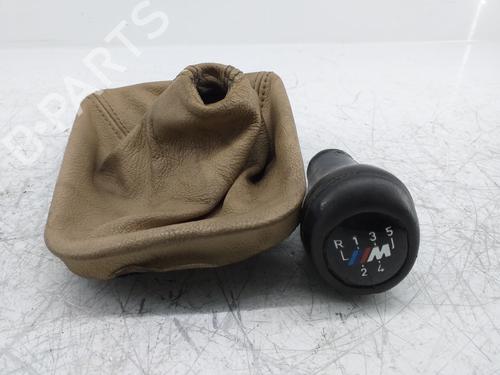 Used Shift knob BMW 3 (E46) 320 d (136 hp) 20311871