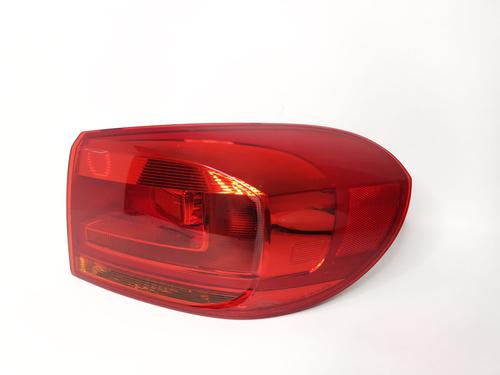 right-taillight-vw-tiguan-5n_-2007-2008-2009-2010-2011-2012-2013-2014-2015-2016-2017-2018-33172515 main image