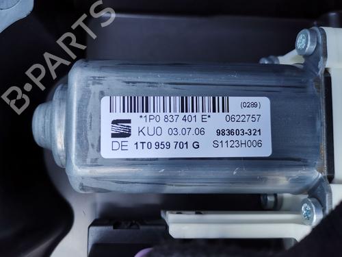 Left front window motor SEAT LEON (1P1)  | BP29375644E21 