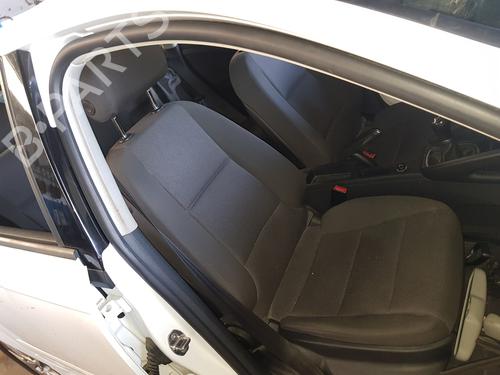 Used Right front seat AUDI A3 Sportback (8PA) 1.6 TDI (105 hp) 16676726