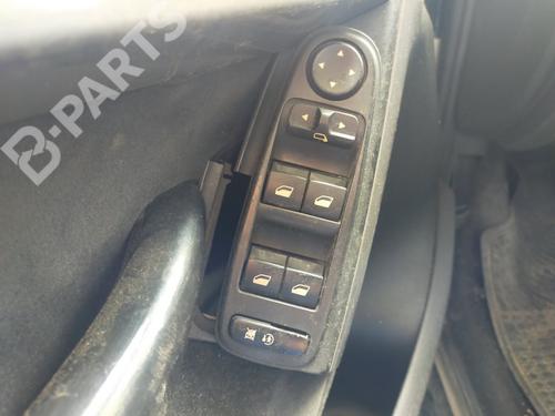 Used Left front window switch Left front window switch CITROËN C4 Picasso I MPV (UD_) 2.0 HDi 138 (136 hp) 10393514 10393514