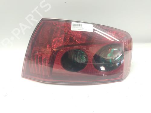Used Right taillight Right taillight PEUGEOT 407 (6D_) 1.6 HDi 110 (6D9HZC, 6D9HYC) (109 hp) 35918136 35918136