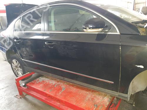 Used Right front door VW PASSAT B6 (3C2) 2.0 TDI (140 hp) 15079523