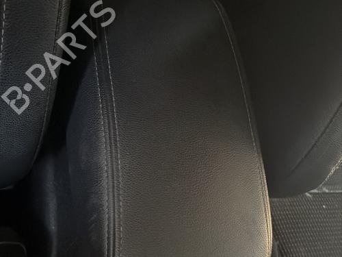 Used Armrest / Center console Armrest / Center console PEUGEOT 4008 1.8 HDi (150 hp) 34631458 34631458