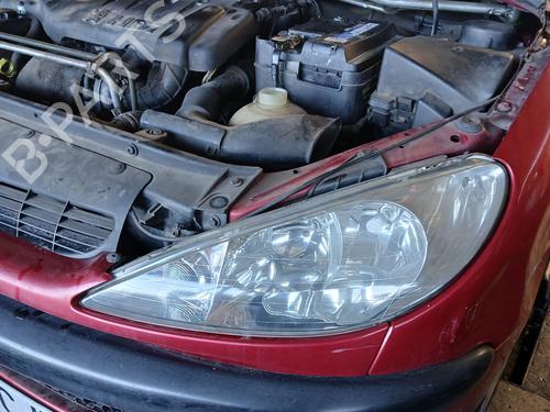 Used Left headlight PEUGEOT 206 Hatchback (2A/C) 1.4 HDi eco 70 (68 hp) 30271555