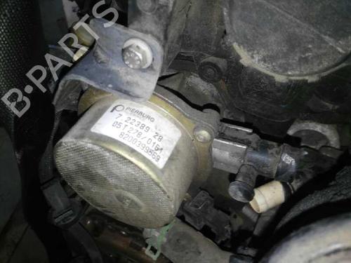 Used Vacuum pump RENAULT CLIO III (BR0/1, CR0/1) [2005-2014]  12431199