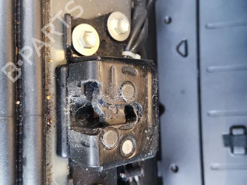 Używane Zamek klapy tylnej / bagażnika LEXUS CT (ZWA10_) 200h (ZWA10_, ZWA10R) (136 hp) 30411633