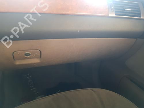 Hanskerom AUDI A6 C5 (4B2) 1.9 TDI (130 hp) 19511327