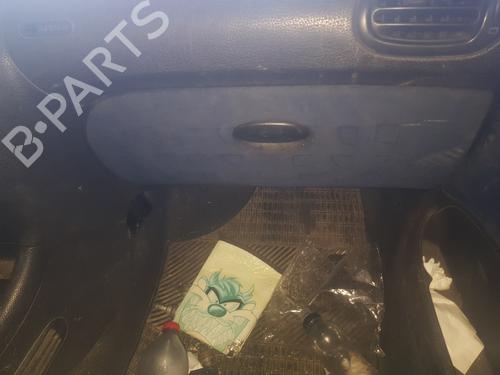 Used Glove box PEUGEOT 206 Hatchback (2A/C) 1.4 HDi eco 70 (68 hp) 19511629