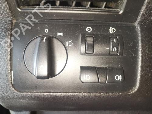 Used Headlight switch BMW X5 (E53) 3.0 i (231 hp) 30182469