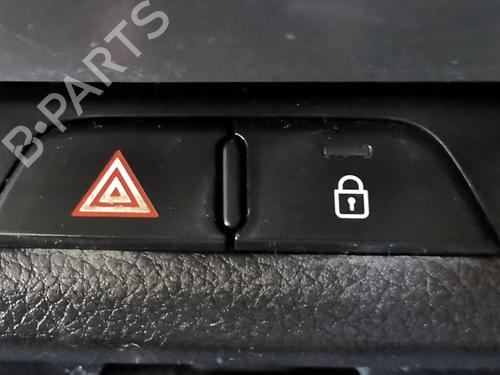 Used Warning switch KIA RIO IV (YB, SC, FB) [2017-2025]  31015437