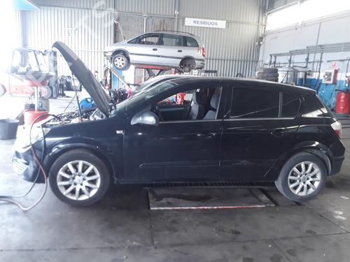 Venstre baglygte OPEL ASTRA H (A04) 1.9 CDTI (L48) | BP11023140C34 