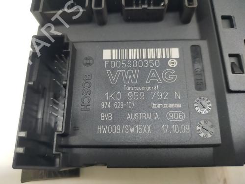 Right front window motor VW PASSAT B6 (3C2) 2.0 TDI | BP33619811E20 - Image 2