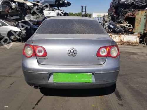 Blinker vorne links VW PASSAT B6 (3C2) | BP30646384C32