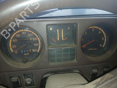 Compteur de vitesse MITSUBISHI PAJERO I Canvas Top (L04_G) 2.3 TD (L043G, L048G) (84 hp) 31910503