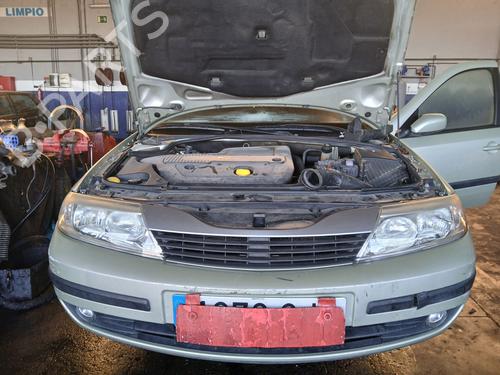 Used Front bumper RENAULT LAGUNA II (BG0/1_) [2001-2007]  30486961