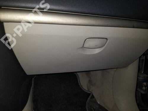 Used Glove box Glove box RENAULT MEGANE II (BM0/1_, CM0/1_) 2.0 dCi (BM1K, CM1K) (150 hp) 11199568 11199568