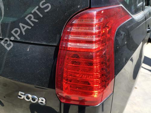 Right taillight PEUGEOT 5008 (0U_, 0E_) 1.6 HDi | BP25848243C35 