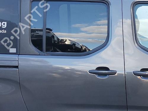 Używane Drzwi boczne / przesuwne prawe CITROËN BERLINGO (ER_, EC_) 1.5 BlueHDi 100 (102 hp) 30006538