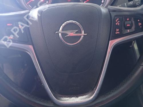 Used Driver airbag OPEL INSIGNIA A Sports Tourer (G09) [2008-2017]  28727791