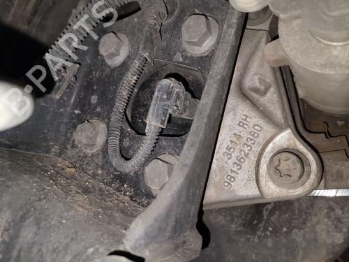 Used Right rear steering knuckle CITROËN BERLINGO (ER_, EC_) 1.5 BlueHDi 100 (102 hp) 30006545