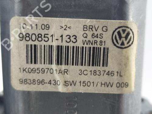 Left front window motor VW PASSAT B6 (3C2) 2.0 TDI | BP33693990E21 - Image 3
