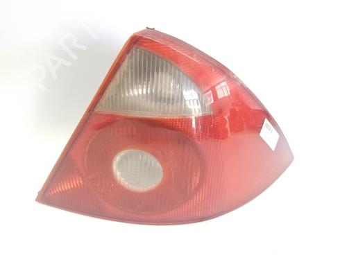 Used Right taillight FORD MONDEO III (B5Y) 2.0 16V TDDi / TDCi (115 hp) 28110368