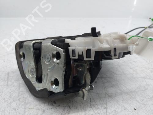 Used Rear left lock TOYOTA YARIS (_P13_) 1.5 Hybrid (NHP130_) (101 hp) 9251940