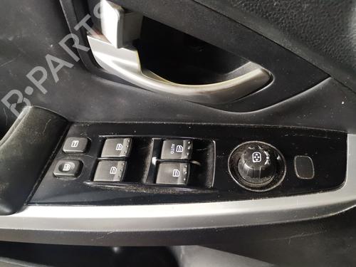 Used Left front window switch Left front window switch SSANGYONG KORANDO (CK) [2010-2026] 36753166 36753166
