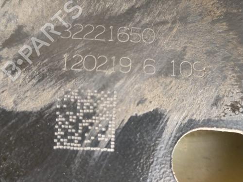 Used Rear axle VOLVO V60 II (225) D4 (190 hp) 5106604