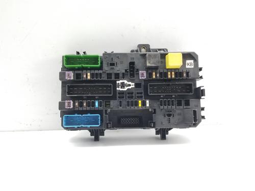 Used Fuse box OPEL ASTRA H (A04) [2004-2014]  17719201