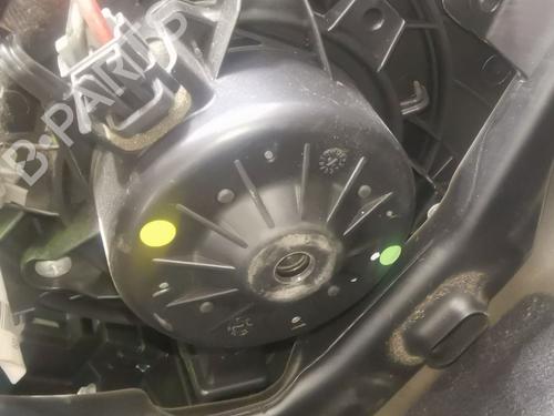 Used Heater blower motor OPEL INSIGNIA A Sports Tourer (G09) [2008-2017]  32667720