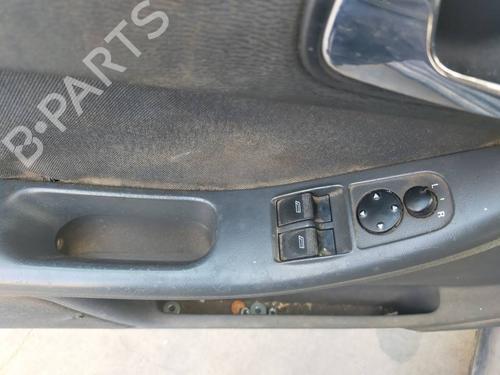 Used Left front window switch Left front window switch AUDI A3 (8L1) 1.8 (125 hp) 40188023 40188023