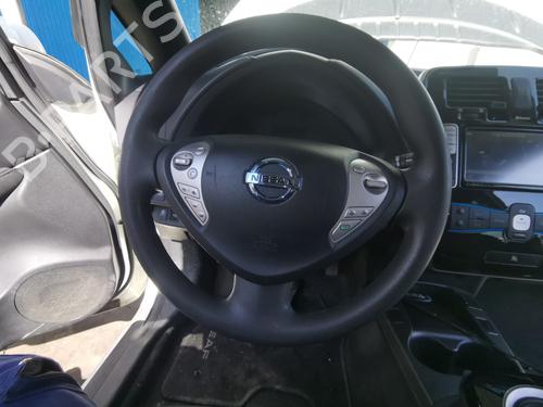 Used Steering wheel NISSAN LEAF (ZE0) Electric (109 hp) 17899811
