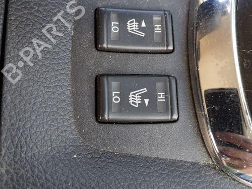 Left front seat NISSAN PULSAR Hatchback (C13)  | BP26611961C15