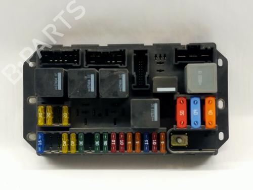 Used Fuse box Fuse box LAND ROVER RANGE ROVER III (L322) 4.2 4x4 (396 hp) 32454853 32454853