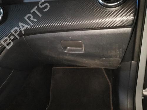 Used Glove box MERCEDES-BENZ A-CLASS (W176) A 200 CDI / d (176.008) (136 hp) 17166165