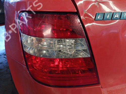 Used Left taillight FIAT STILO (192_) 1.9 JTD (192_XE1A) (115 hp) 30150406