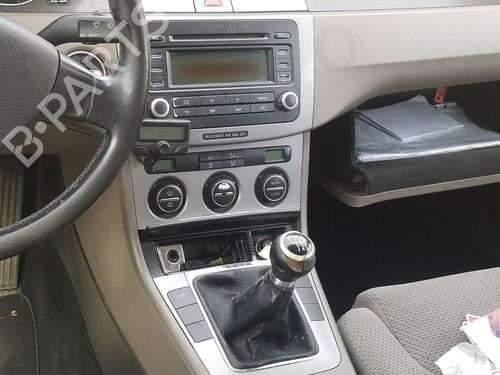 Blinker vorne links VW PASSAT B6 (3C2) | BP30646384C32