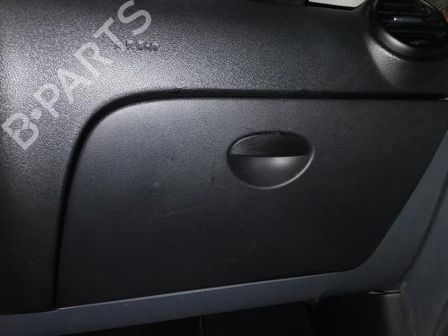 Used Glove box SEAT LEON (1P1) 1.9 TDI (105 hp) 17706772