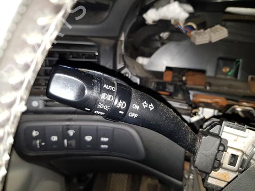 Mando luces KIA MAGENTIS II (MG) 2.0 CRDi (140 hp) 19523534