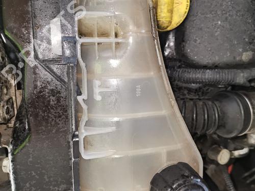 Used Expansion tank RENAULT KANGOO / GRAND KANGOO II (KW0/1_) [2008-2025]  27159799
