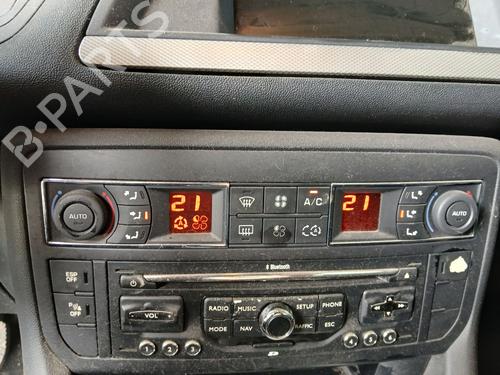 Used Climate control Climate control 38169708 38169708