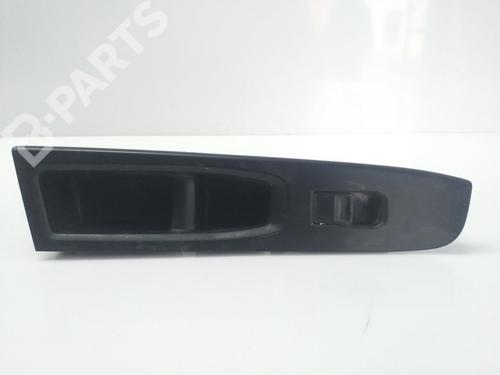 Used Right front window switch Right front window switch TOYOTA YARIS (_P13_) 1.5 Hybrid (NHP130_, NHP130) (101 hp) 10962608 10962608