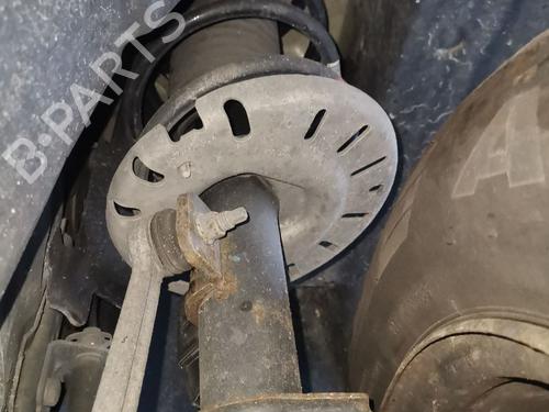 Used Left front shock absorber PEUGEOT 308 II (LB_, LP_, LW_, LH_, L3_) [2013-2021]  32175031