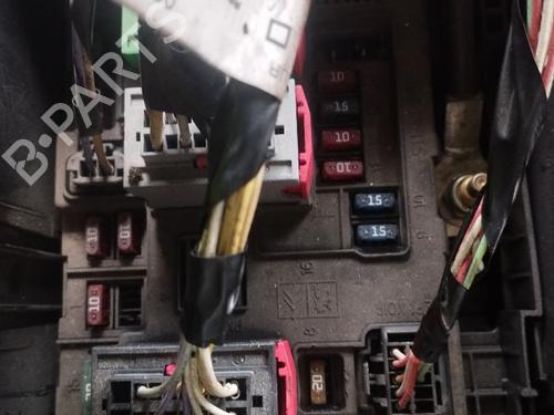 Used Fuse box Fuse box CITROËN BERLINGO / BERLINGO FIRST MPV (MF_, GJK_, GFK_) 1.9 D (MFWJZ) (70 hp) 33049064 33049064
