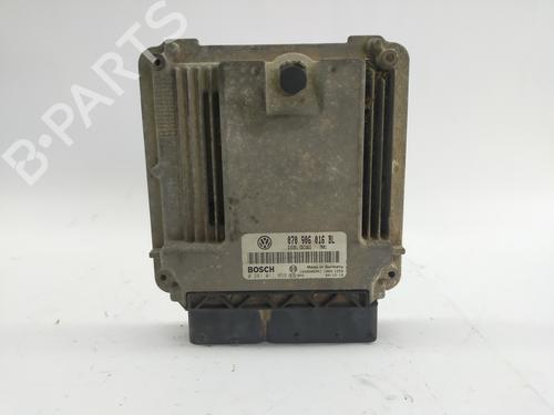 Used Engine control unit (ECU) Engine control unit (ECU) VW TOUAREG (7LA, 7L6, 7L7) 2.5 R5 TDI (174 hp) 33890669 33890669